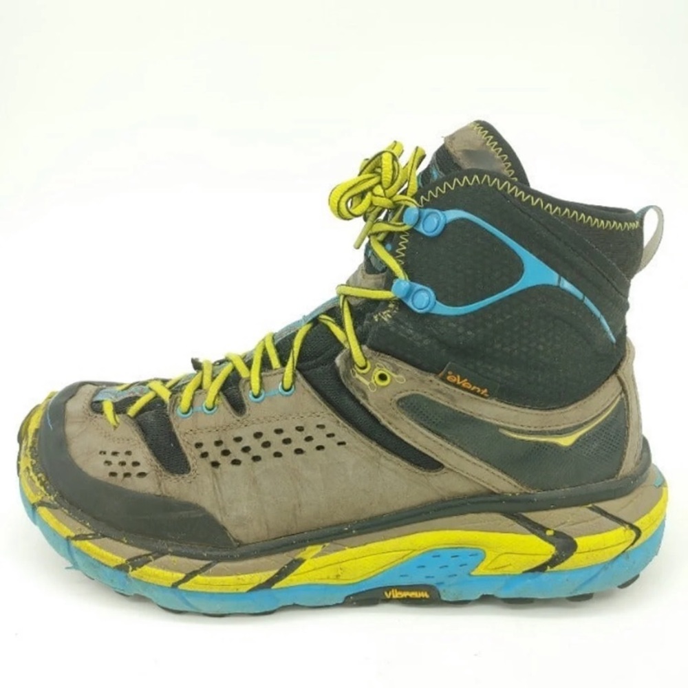 Hoka One One